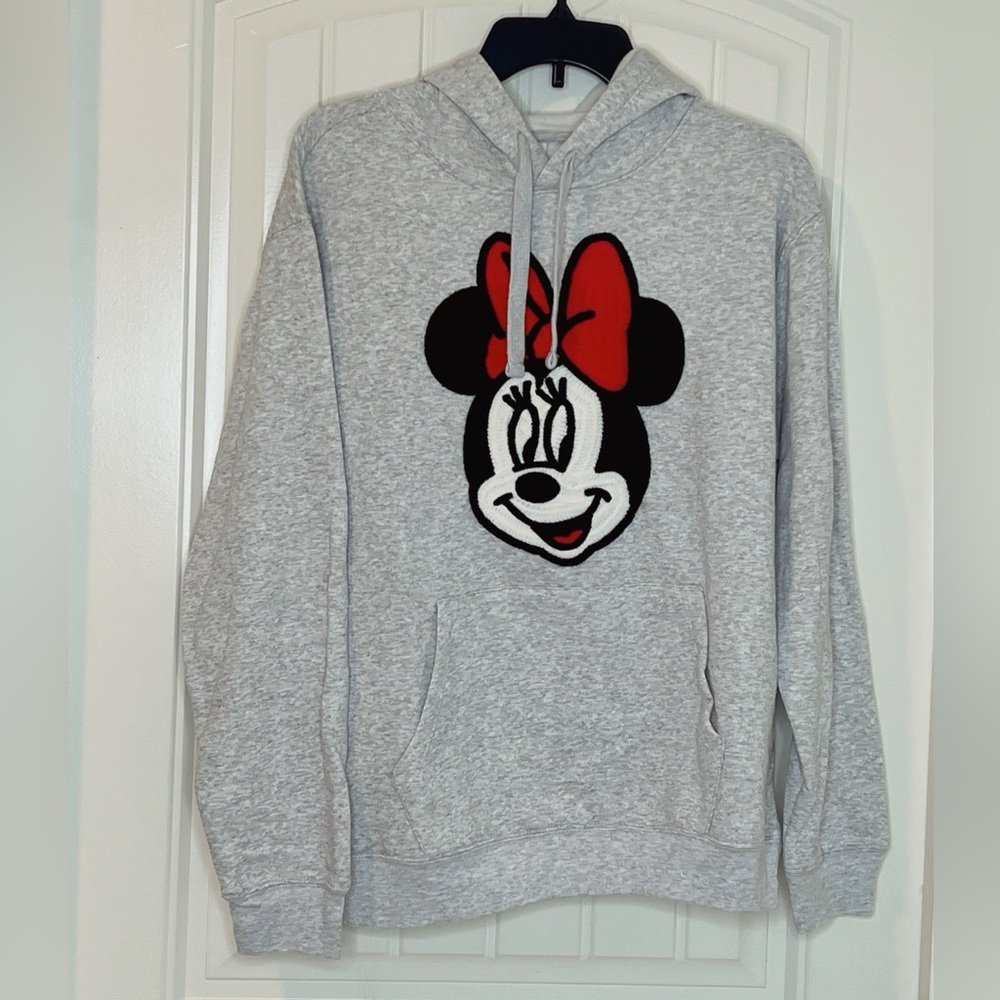 NWT Disney Minnie Mouse Licensed Hoodie Crochet Patch Sweatshirt Heather Grey L - Picture 2 of 6